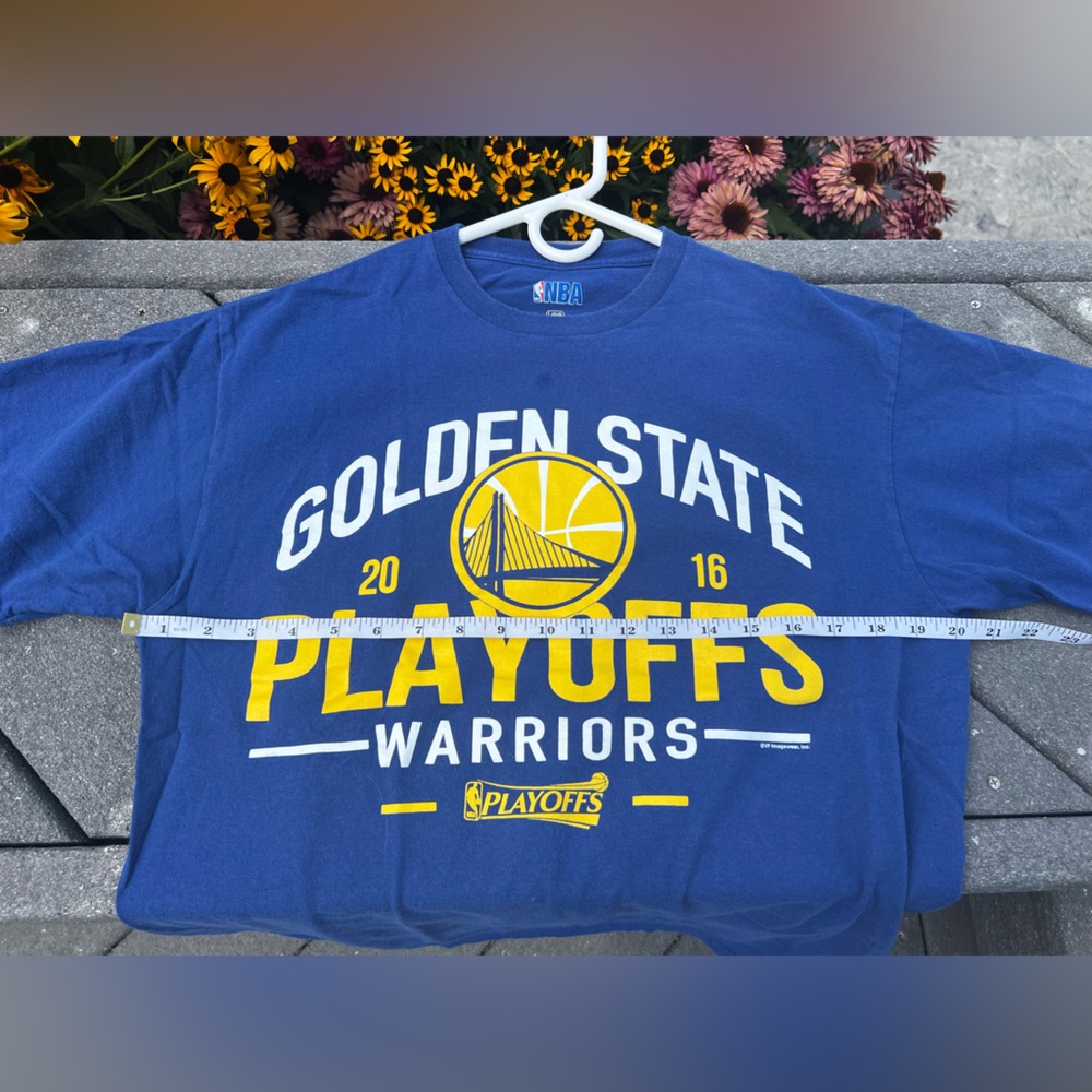CLEARANCE Men’s L Golden State Warriors 2016 Playoffs Blue And Yellow T-Shirt - Picture 6 of 7